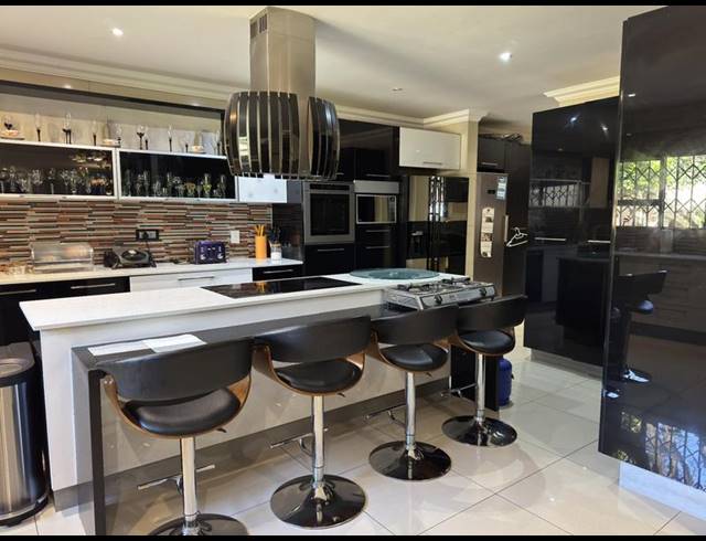 3 BEDROOM HOUSE FOR SALE IN STRUBENSVALLEI